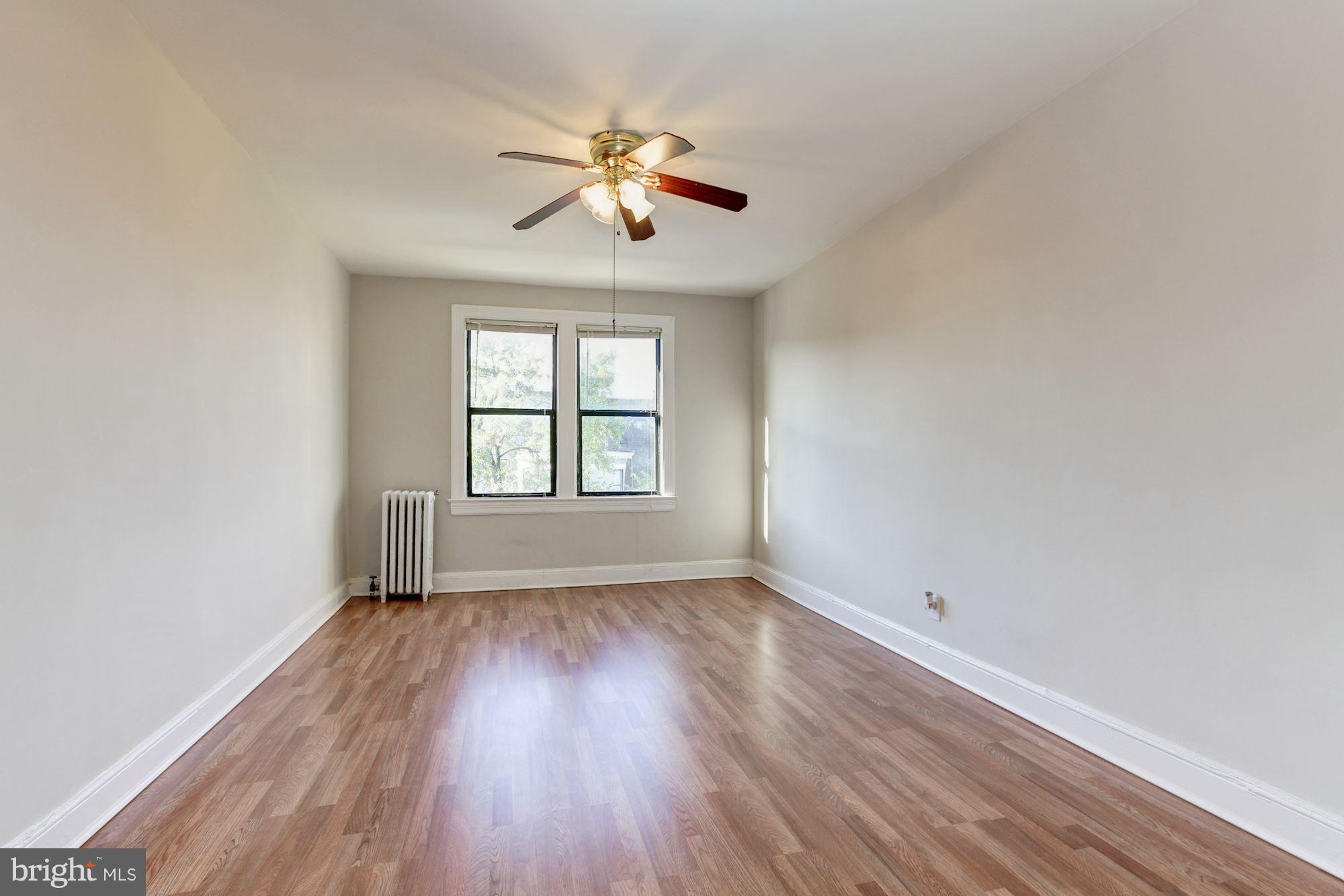 1457 Park Road Northwest, Unit 403 Washington, DC 20010 - Photo 11 of 22 Living Room