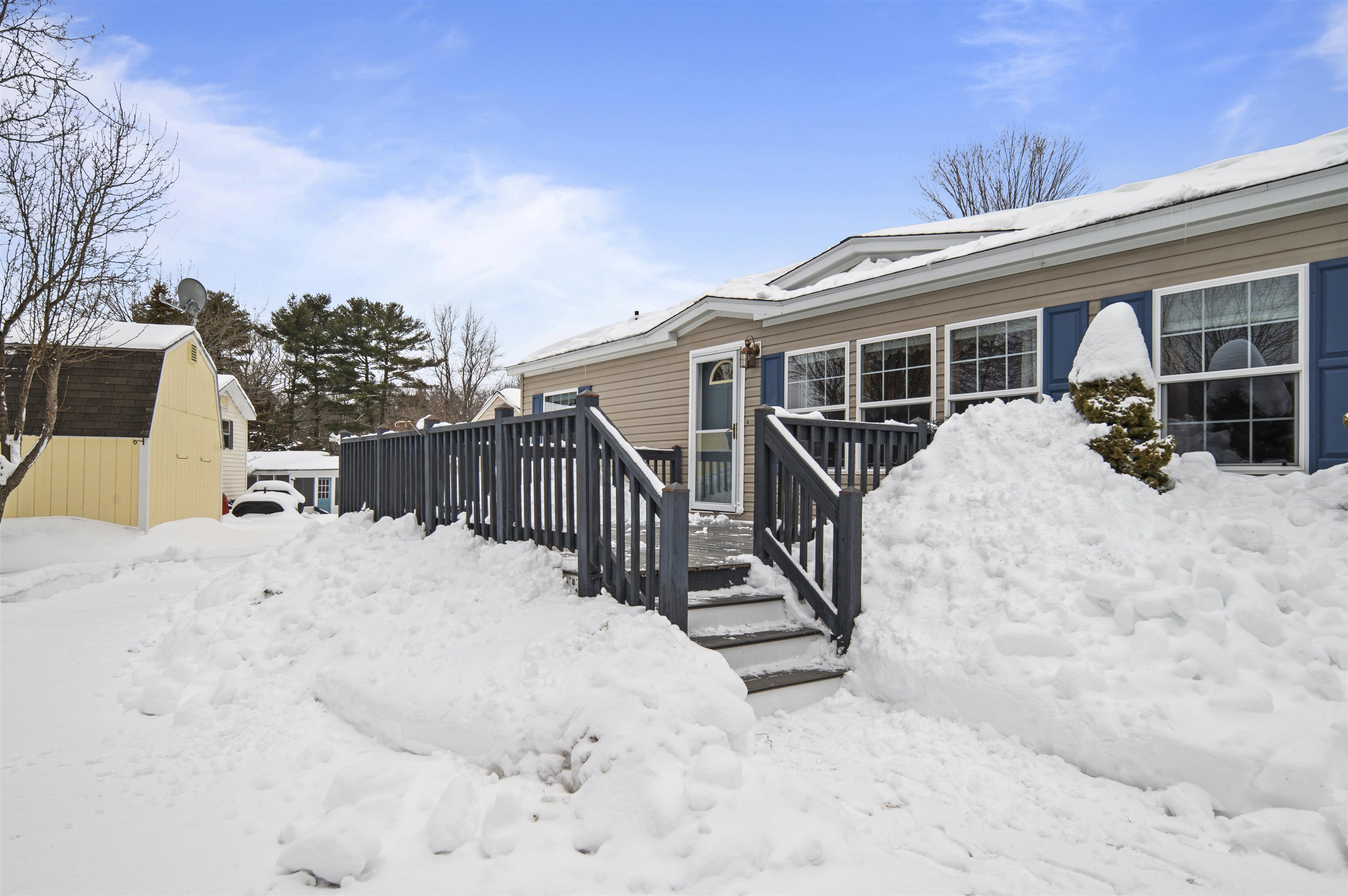 4 Limestone Way North Hampton, NH 03862 - Photo 4 of 34