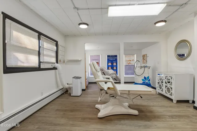 $2,000 | 460 Maple Avenue, Greenfield, NY 12866