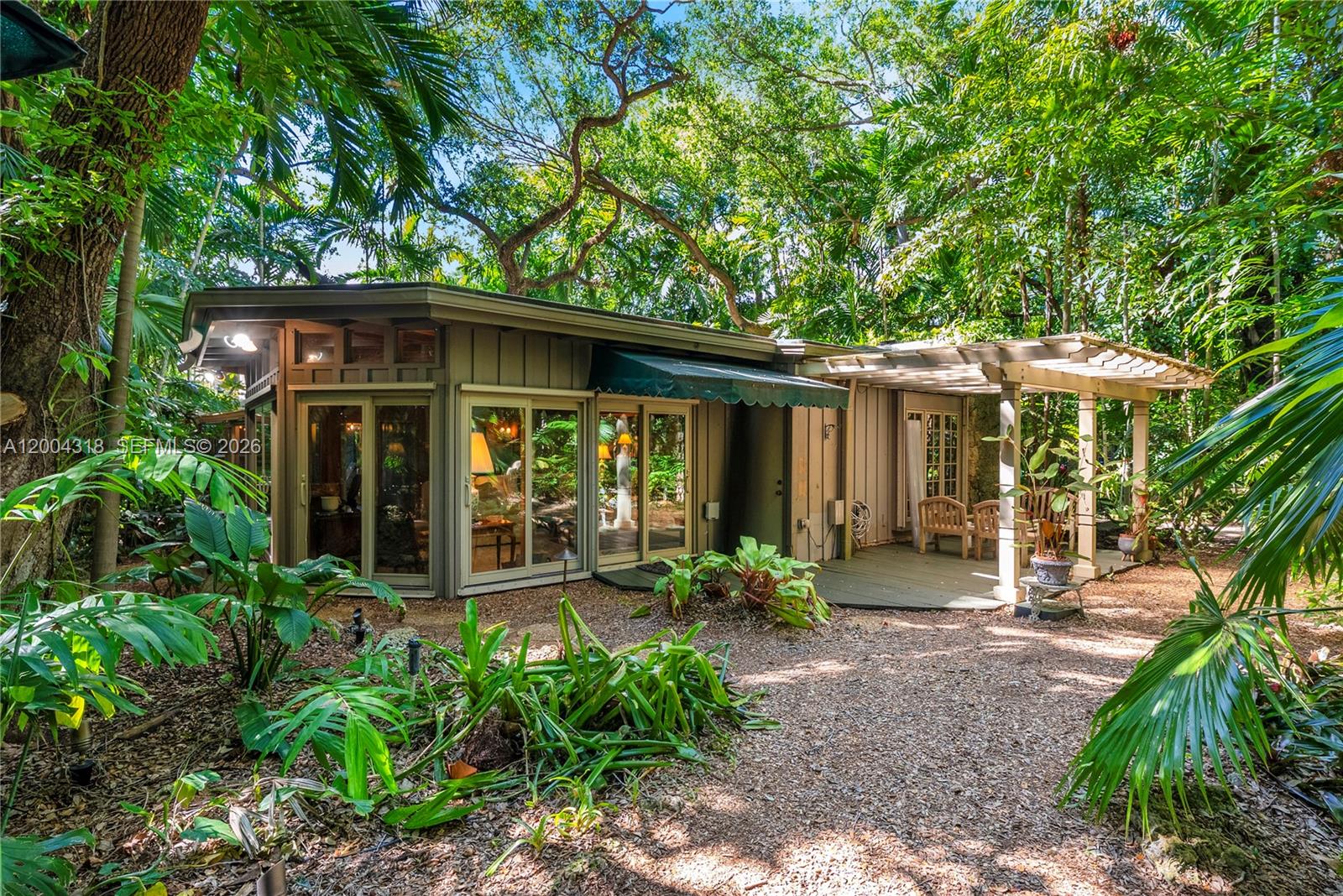 3584 St Gaudens Road Miami, FL 33133 - Photo 3 of 40