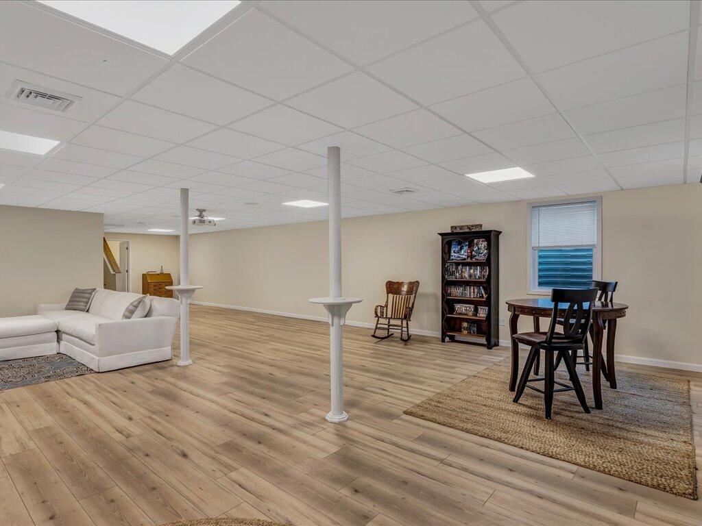 300 Mashpee Neck Road Mashpee, MA 02649 - Photo 20 of 31 088-Y1A8946