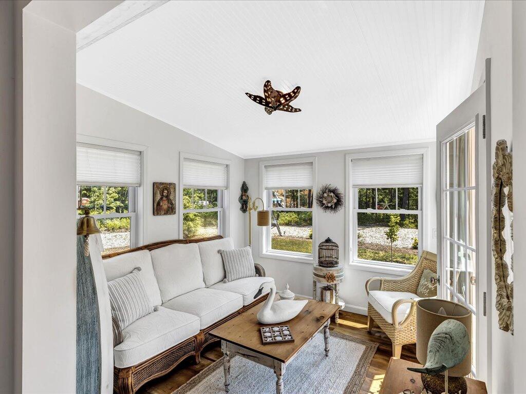 300 Mashpee Neck Road Mashpee, MA 02649 - Photo 8 of 31 070-Y1A8877