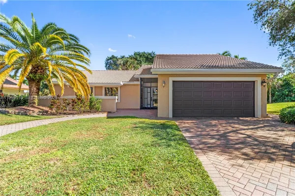$4,000 | 21344 Escondido Way South, Boca Raton, FL 33433