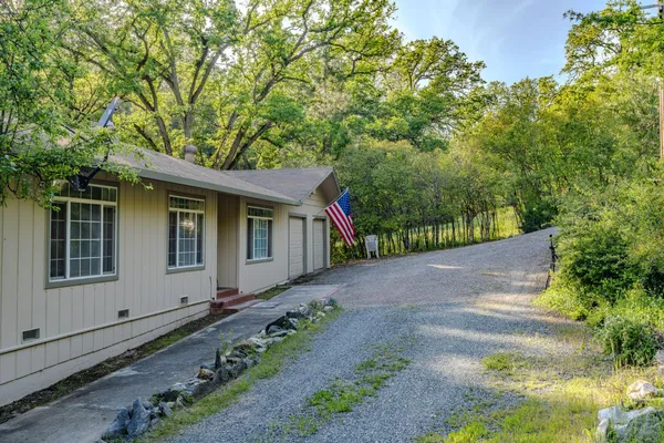 $318,000 | 8792 Hidden Valley Road, Mountain Ranch, CA 95246
