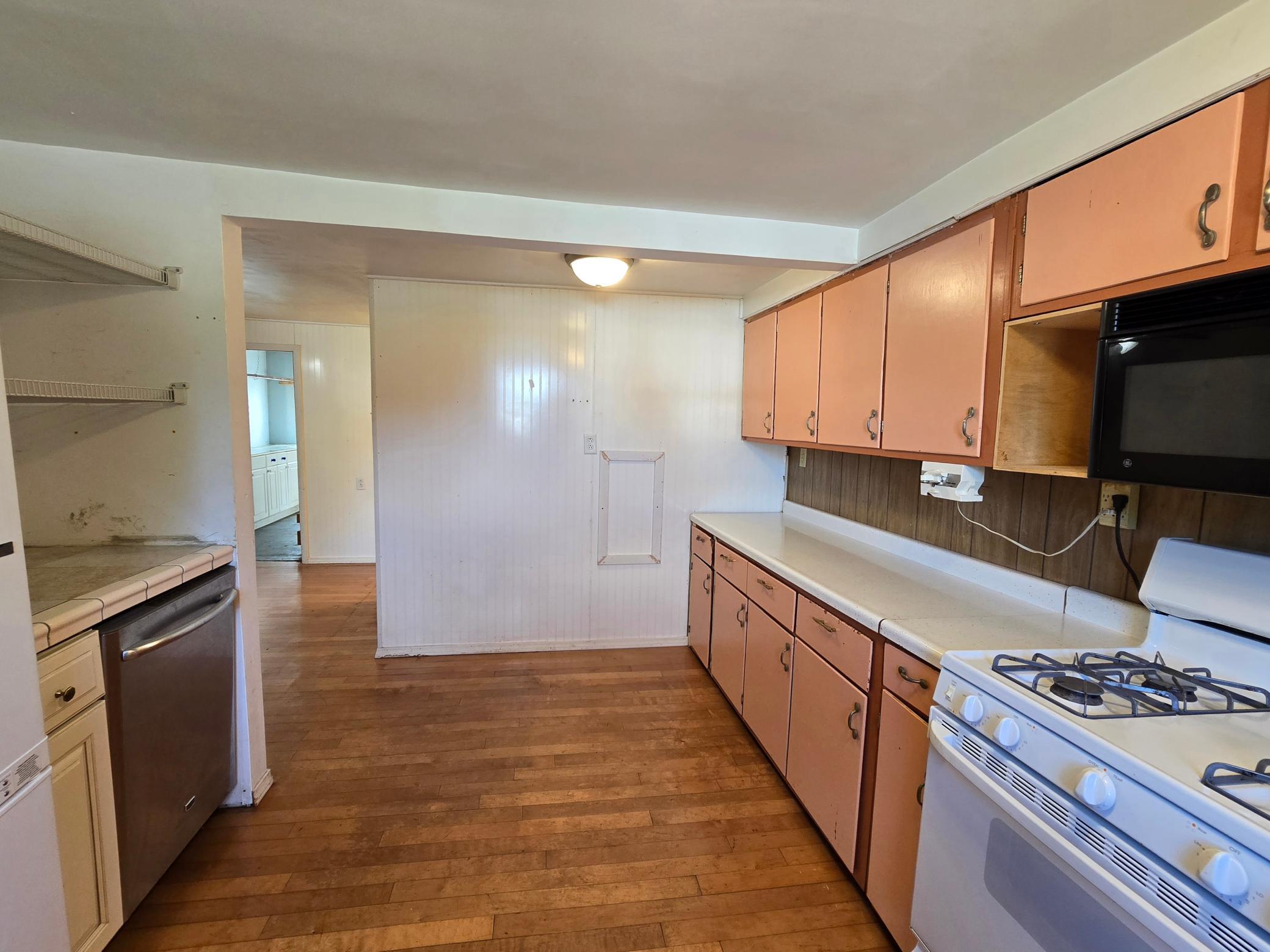 213 East Fremont Street Spring Valley, MN 55975 - Photo 13 of 33