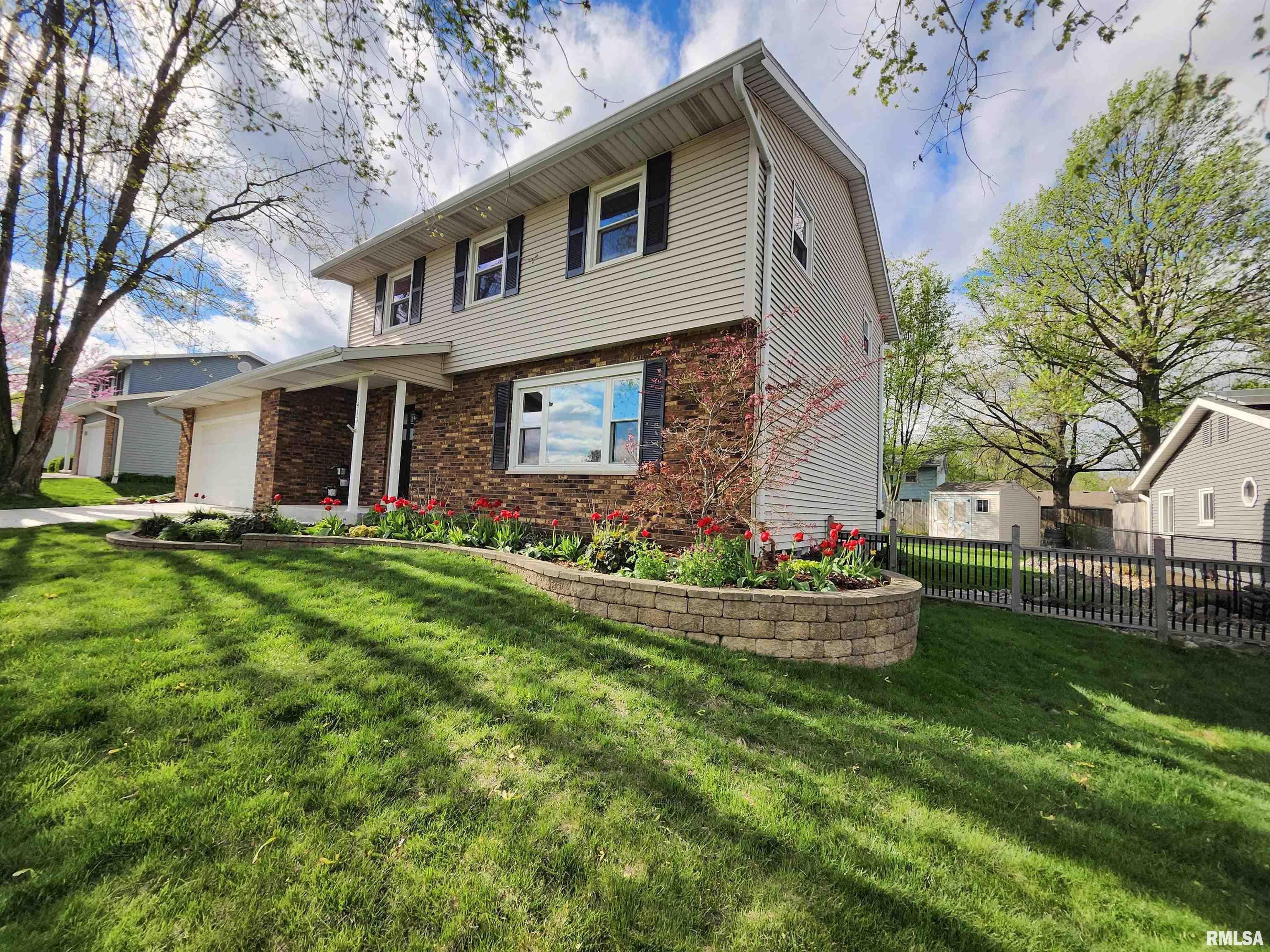 1413 West Queens Court Road Peoria, IL 61614 - Photo 14 of 49 Gallery Image 14