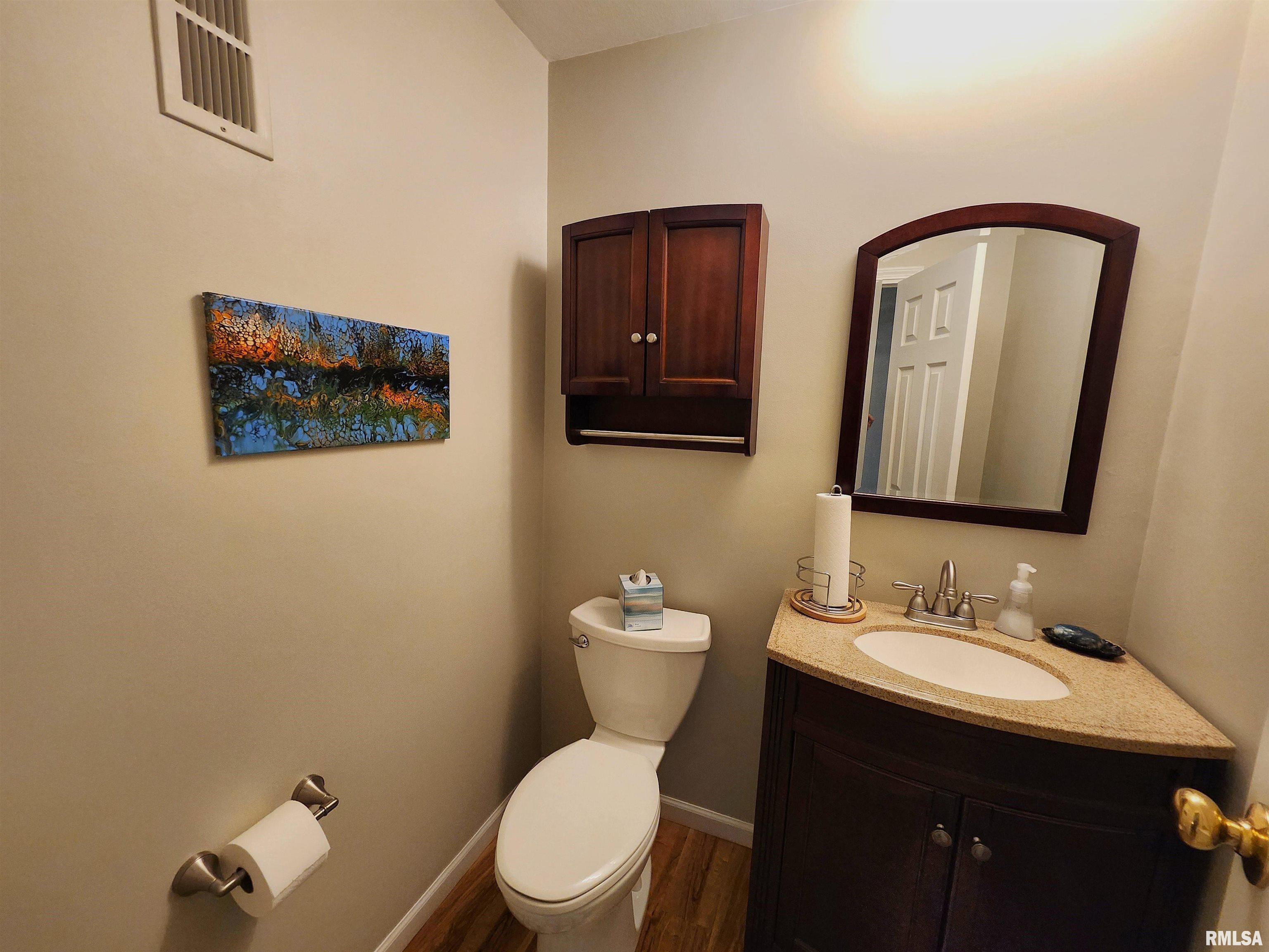 1413 West Queens Court Road Peoria, IL 61614 - Photo 32 of 49 Gallery Image 32