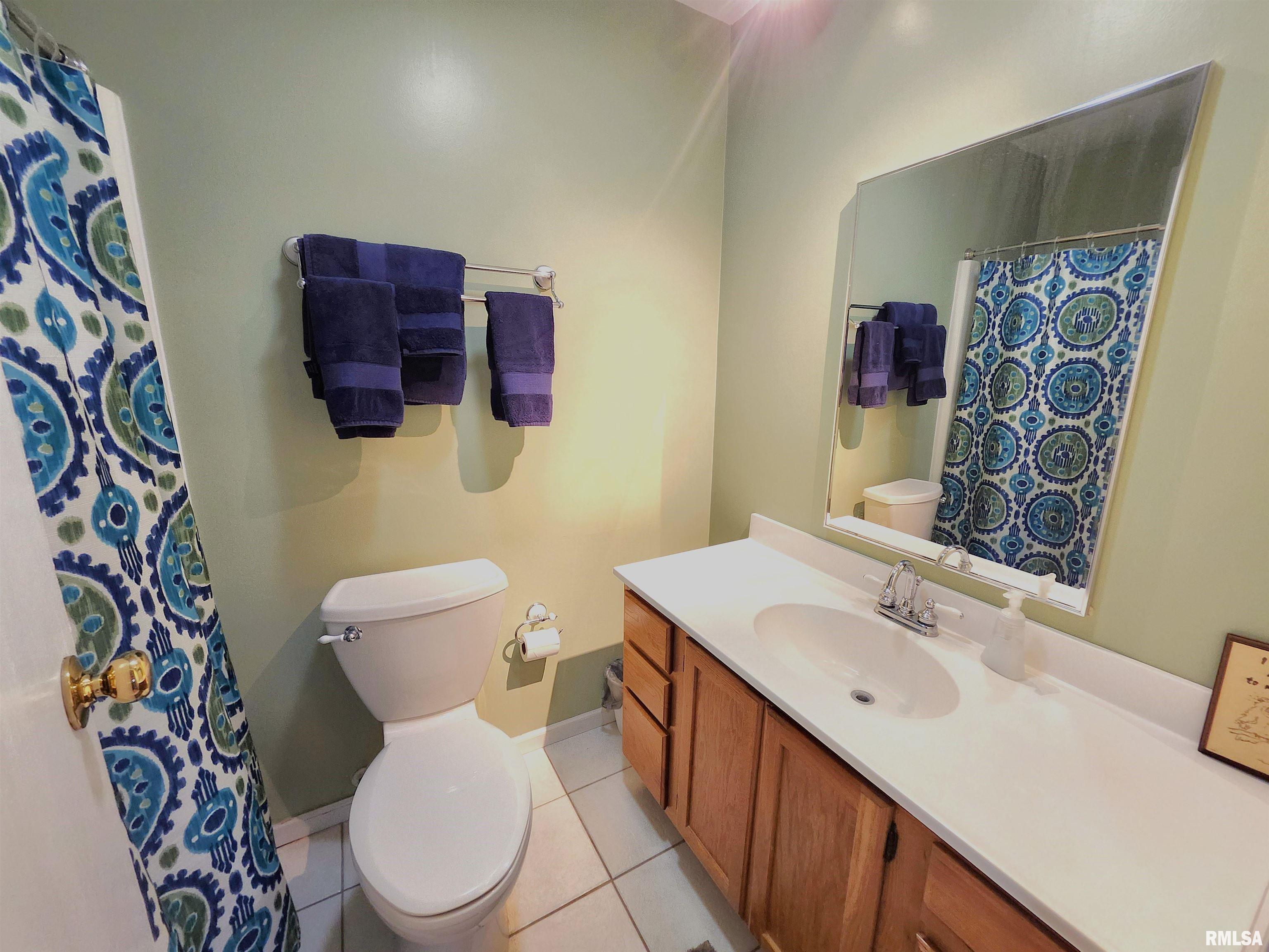 1413 West Queens Court Road Peoria, IL 61614 - Photo 42 of 49 Gallery Image 42