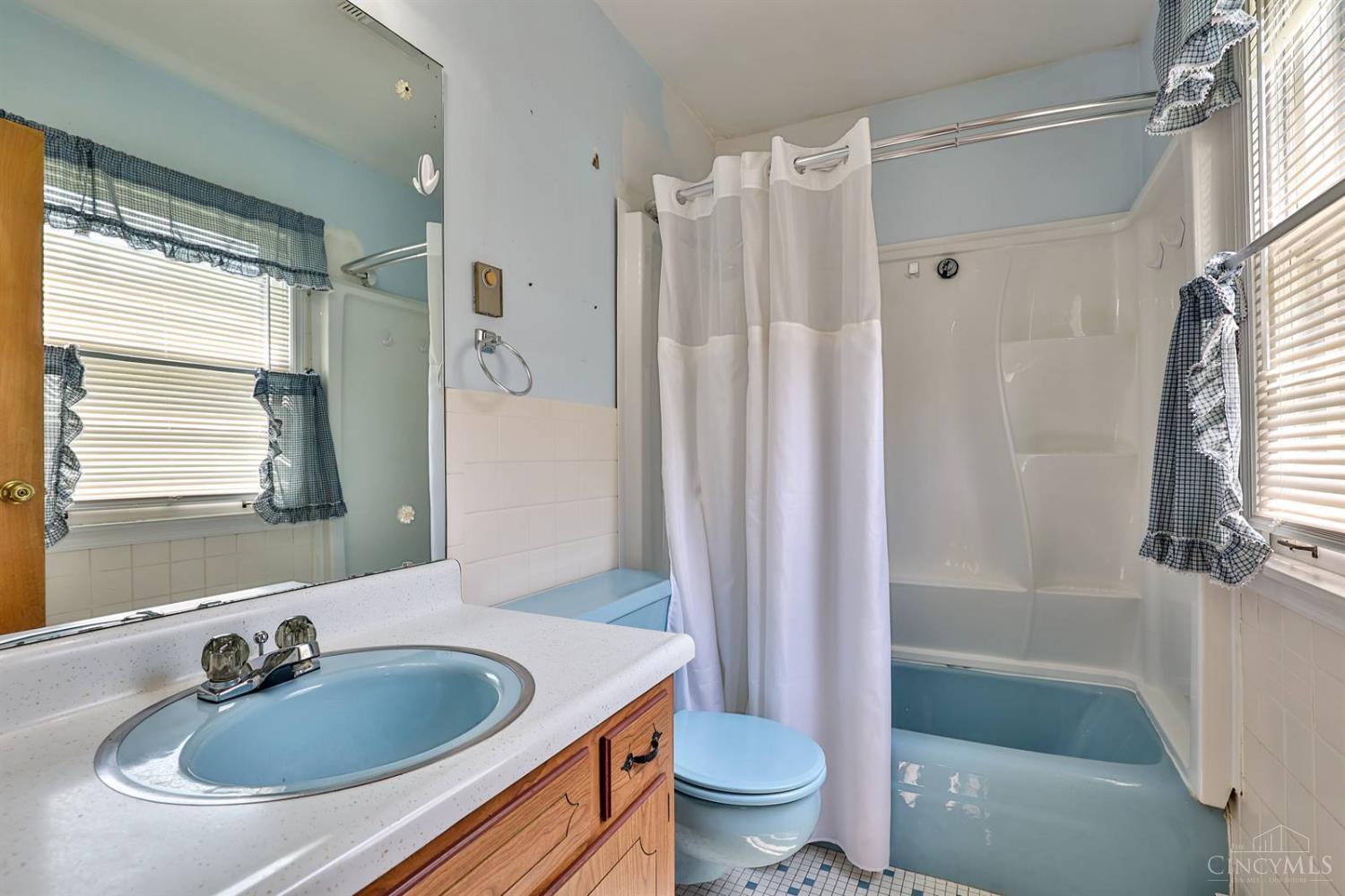 6410 Daly Road Cincinnati, OH 45224 - Photo 66 of 82 Gallery Image 66