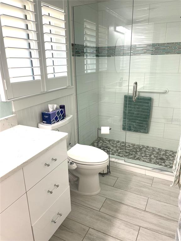 599 Carmel Road Venice, FL 34293 - Photo 16 of 28 Primary Bathroom