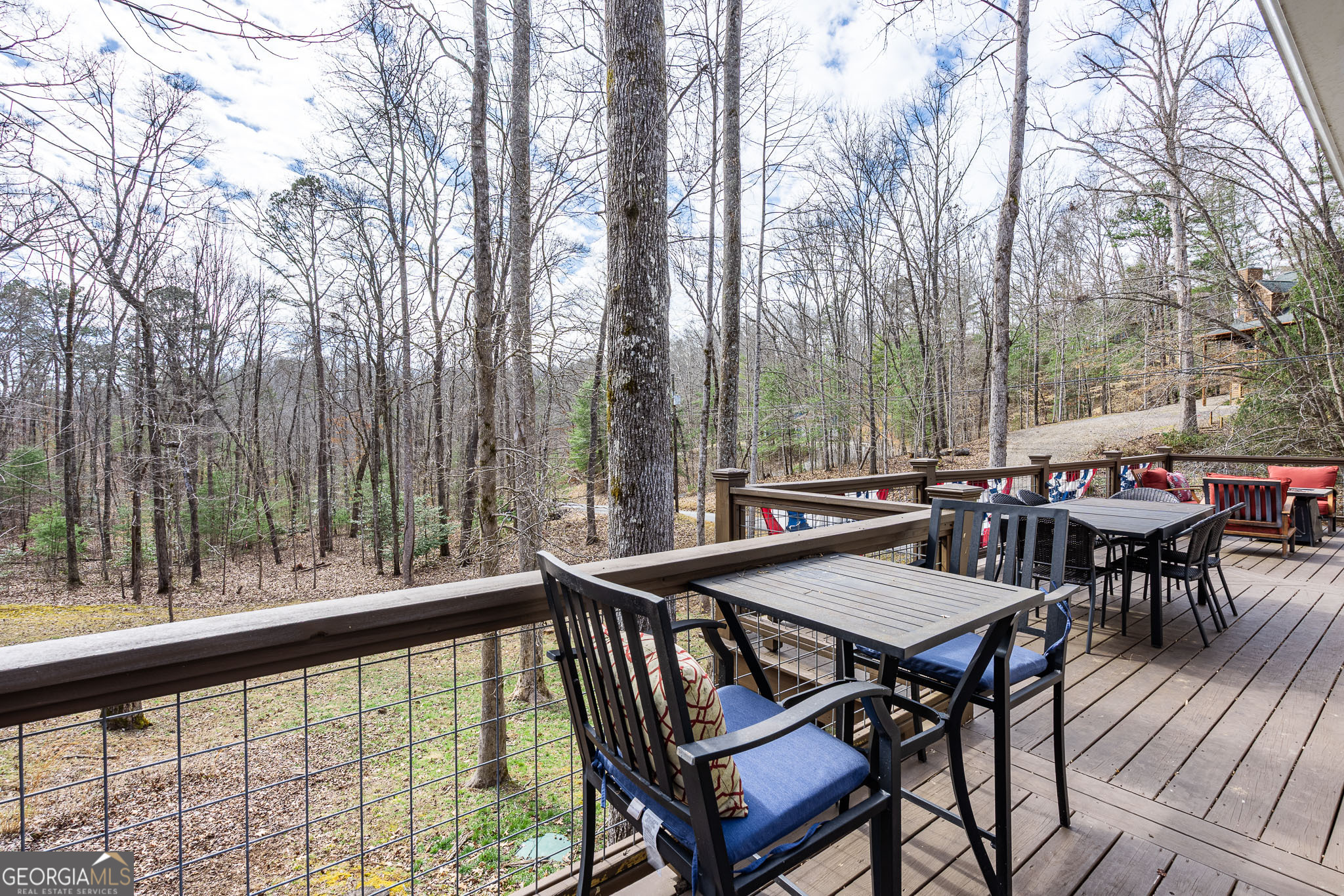 15 Lonesome Pine Road Murphy, NC 28906 - Photo 27 of 61 a view of a patio with chairs and table
