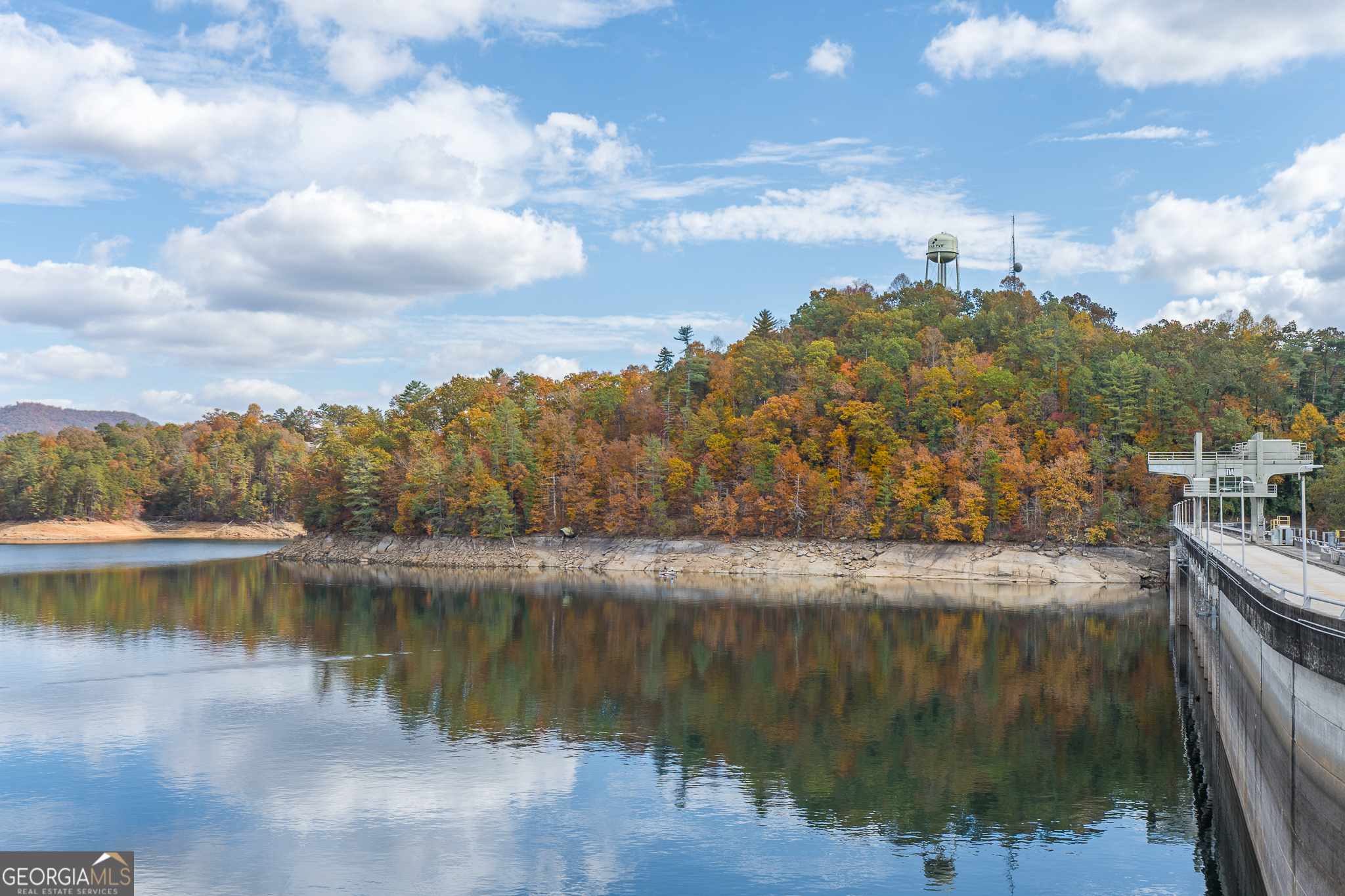 15 Lonesome Pine Road Murphy, NC 28906 - Photo 59 of 61 a view of a lake with a city