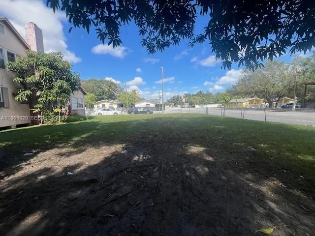 $689,999 | 10 Northwest 60th Street, Miami, FL 33127