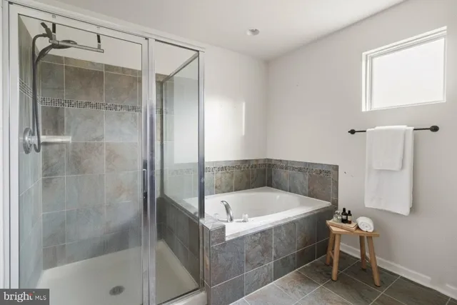 $600,000 | 4 Cool Well Court, Fredericksburg, VA 22406