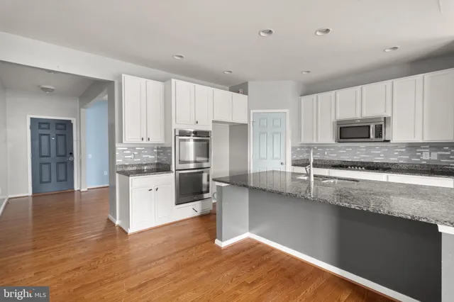 $600,000 | 4 Cool Well Court, Fredericksburg, VA 22406