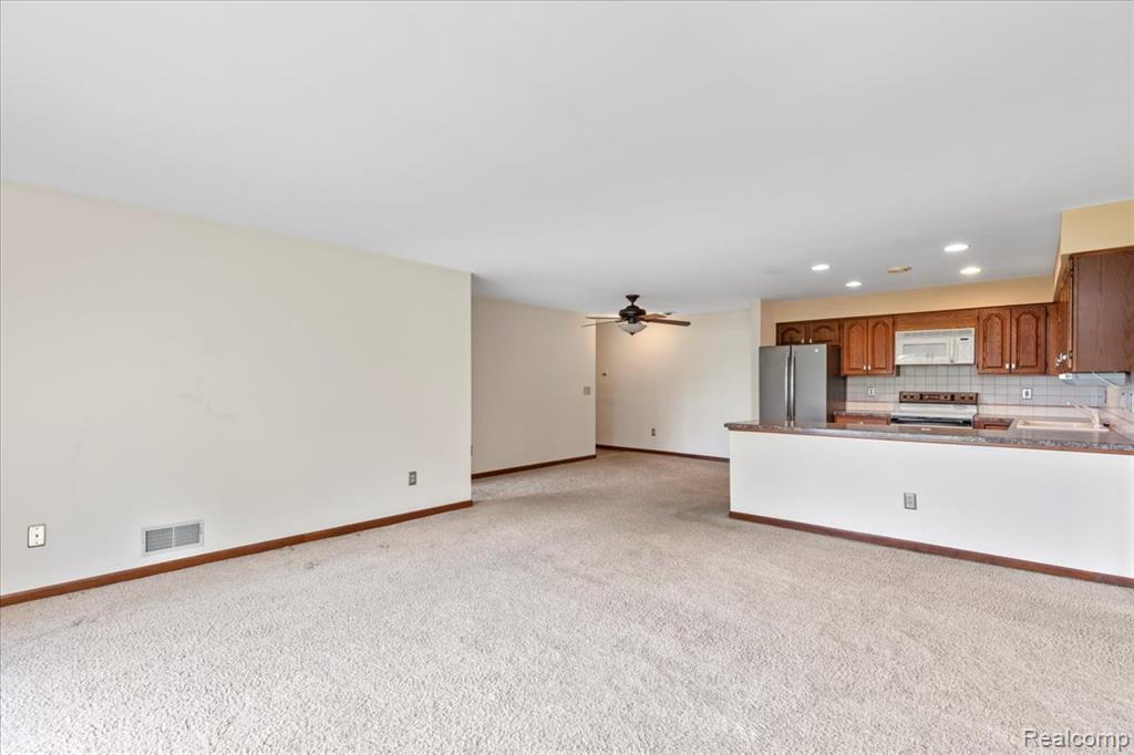 9200 River Road, Unit 3 Algonac, MI 48001 - Photo 14 of 40