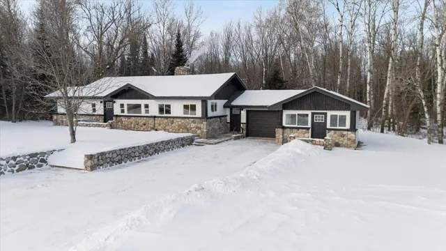 $239,900 | 38138 Hocking Road, Bigfork, MN 56628