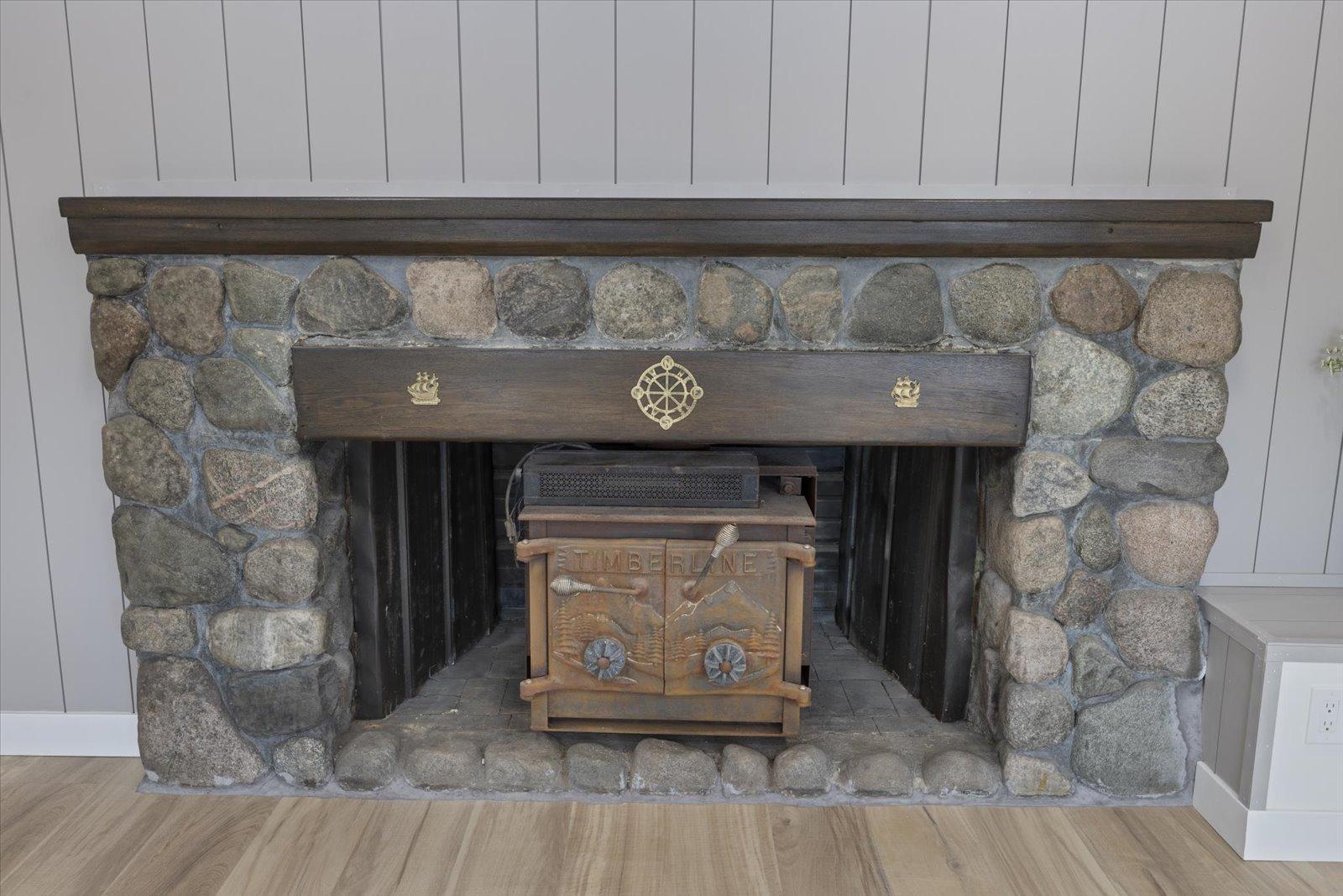 38138 Hocking Road Bigfork, MN 56628 - Photo 17 of 40