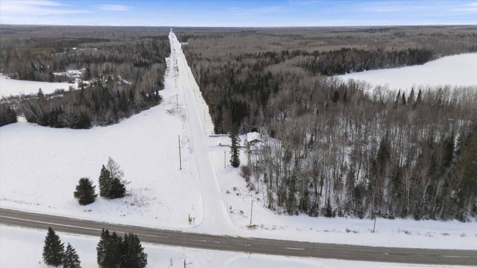 38138 Hocking Road Bigfork, MN 56628 - Photo 8 of 40