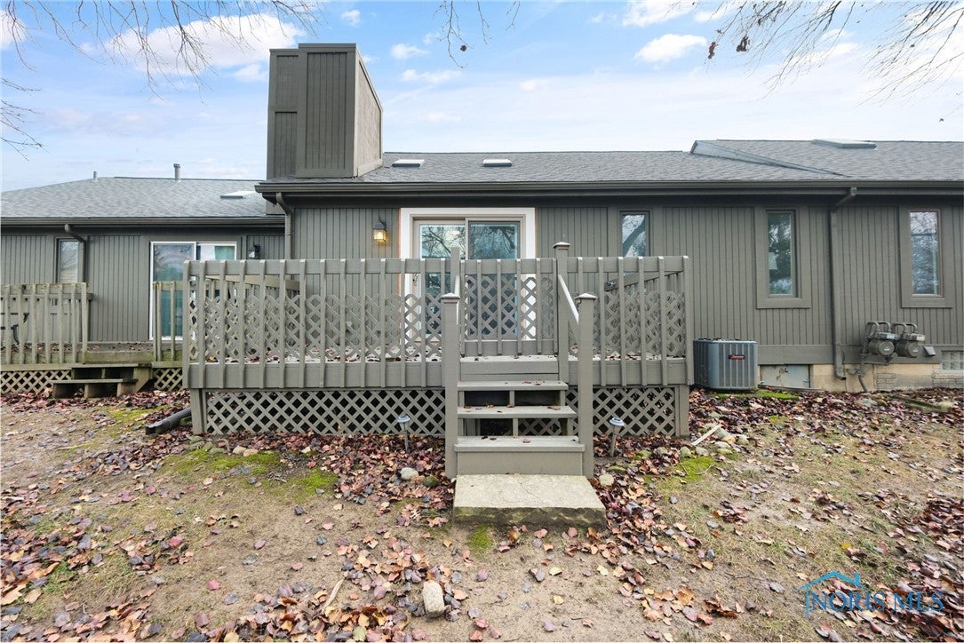 3 Abbey Road Perrysburg, OH 43551 - Photo 35 of 37 Come home to comfortable, convenient living!
