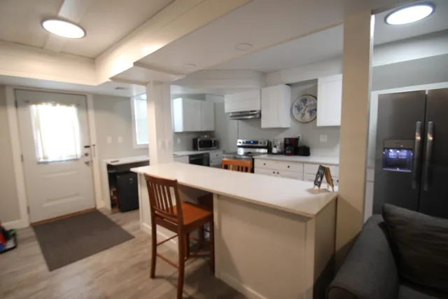 $1,350 | 401 West Main Street, Unit 102, Anoka, MN 55303