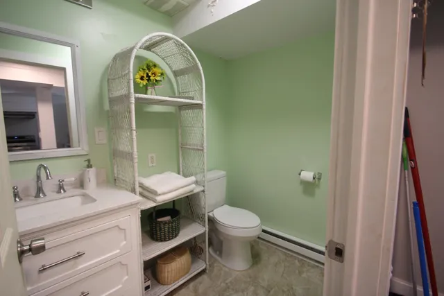 $1,350 | 401 West Main Street, Unit 102, Anoka, MN 55303