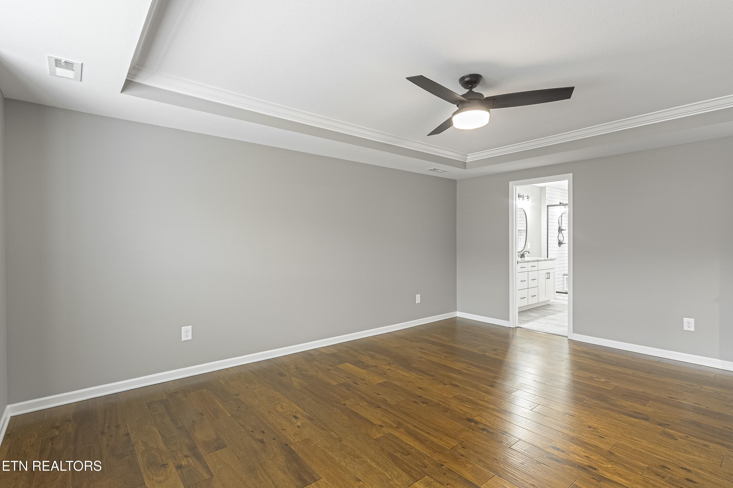 2016 Highlands Ridge Lane Knoxville, TN 37932 - Photo 25 of 40 Primary Bedroom