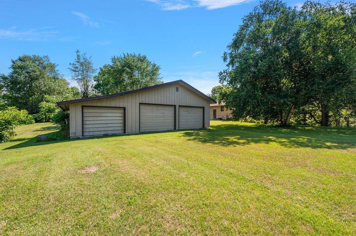 4816 Wylie Road Dexter, MI 48130 - Photo 5 of 24 4816 Wylie Rd -19