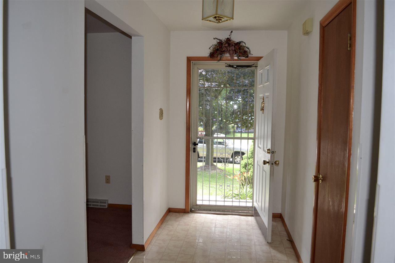 47 Cardinal Drive Hanover, PA 17331 - Photo 11 of 26 Gallery Image 11