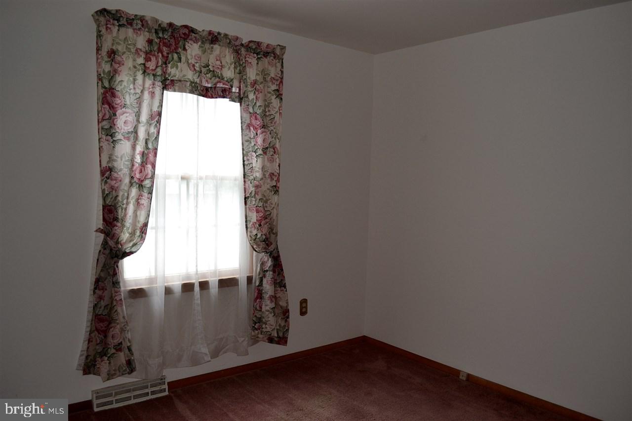 47 Cardinal Drive Hanover, PA 17331 - Photo 17 of 26 Gallery Image 17