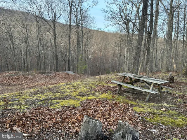 $199,900 | Lot 46 Peewee Lane, Hedgesville, WV 25427