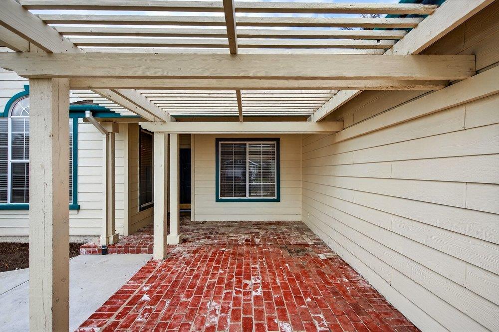 2430 Valley View Road Hollister, CA 95023 - Photo 6 of 36