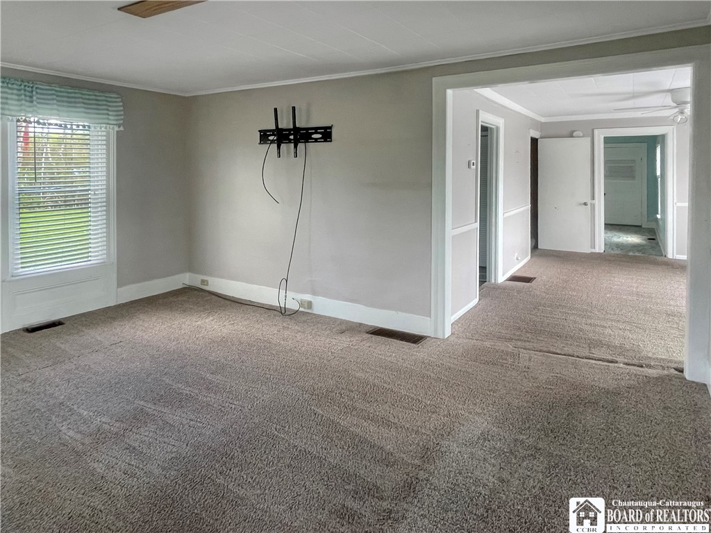 1468 Shadyside Road Busti, NY 14750 - Photo 10 of 25 Living room to dining
