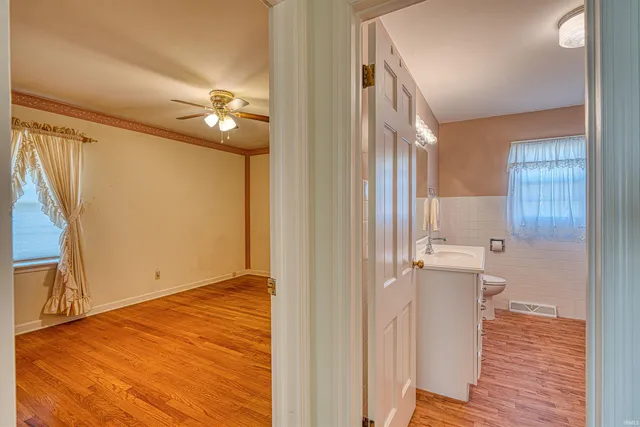 $159,900 | 821 East Lincoln Avenue, Mount Vernon, IN 47620