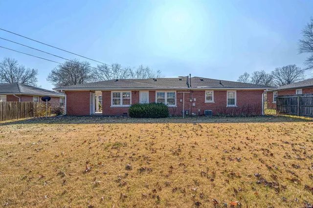 $159,900 | 821 East Lincoln Avenue, Mount Vernon, IN 47620