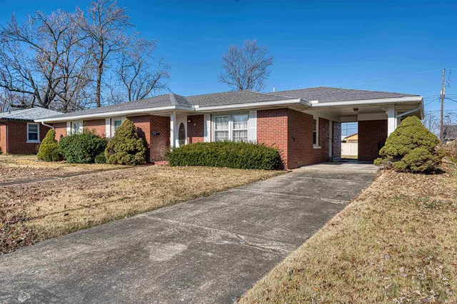 $159,900 | 821 East Lincoln Avenue, Mount Vernon, IN 47620