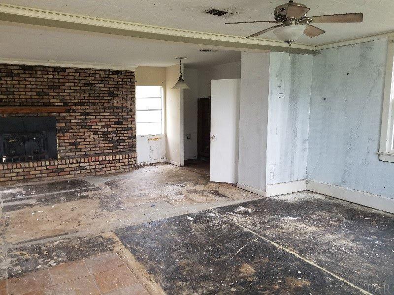 421 Williams Ditch Road Cantonment, FL 32533 - Photo 4 of 9