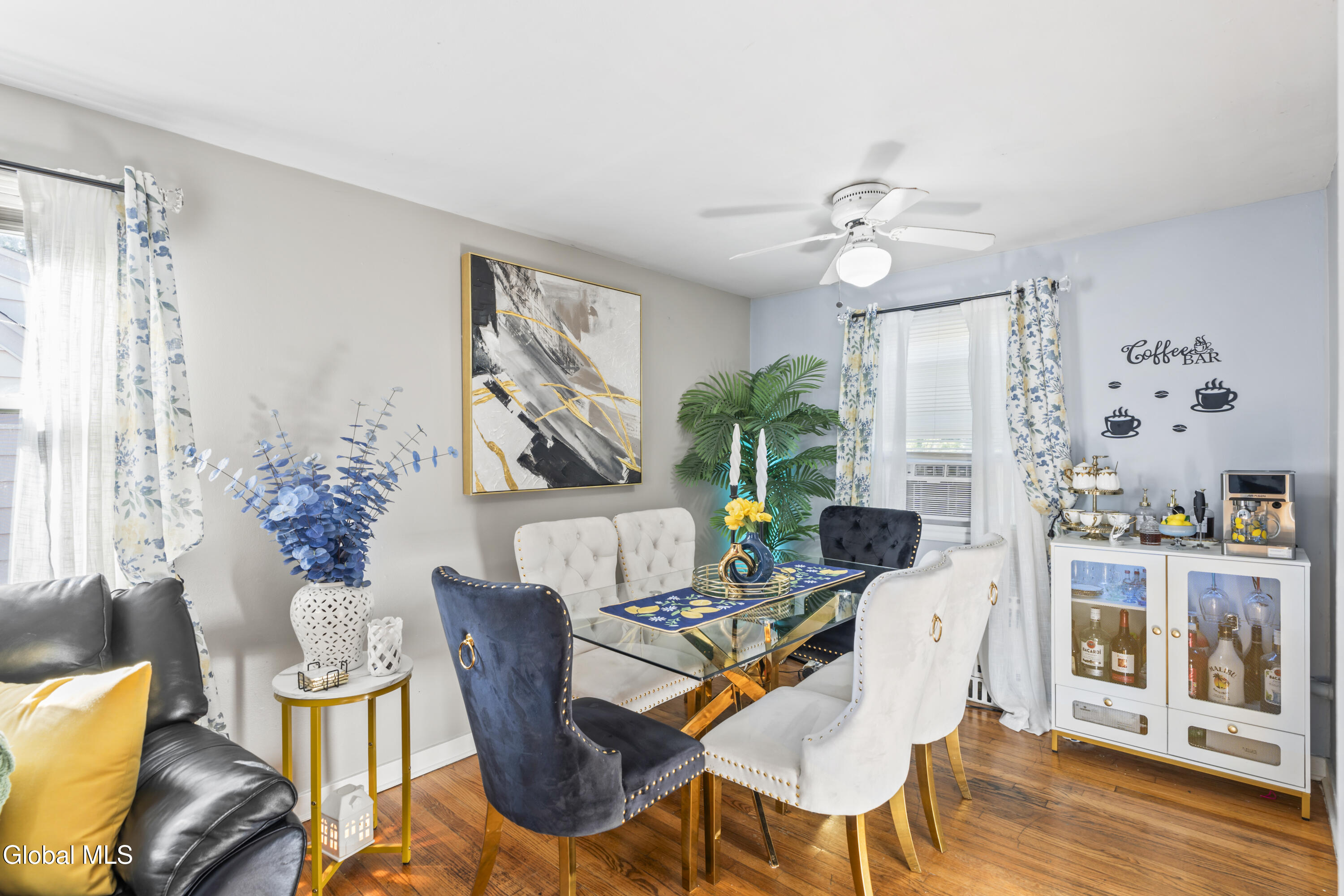 321 Hackett Boulevard, Unit 2 Albany, NY 12208 - Photo 8 of 26 DSC06513