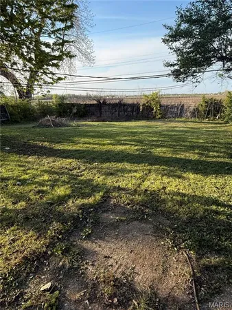 $77,000 | 8825 Bermuda Drive, Caseyville, IL 62232