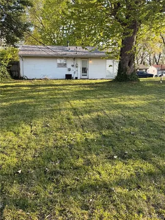 $77,000 | 8825 Bermuda Drive, Caseyville, IL 62232