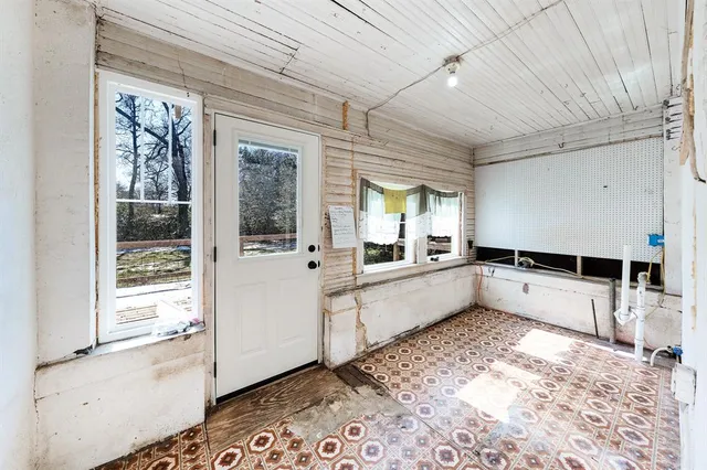 $215,000 | 712 Connally Street, Sulphur Springs, TX 75482