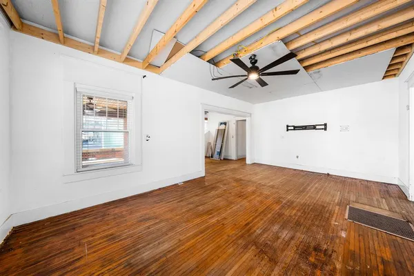 $210,000 | 712 Connally Street, Sulphur Springs, TX 75482