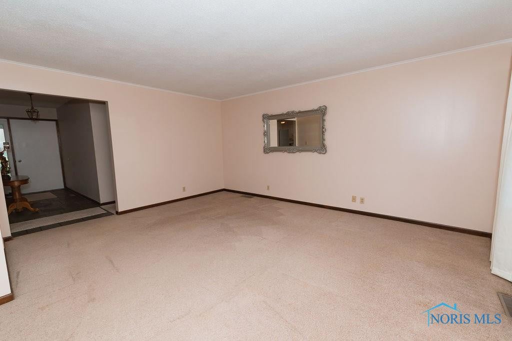 538 Bright Road Findlay, OH 45840 - Photo 9 of 18 Gallery Image 9