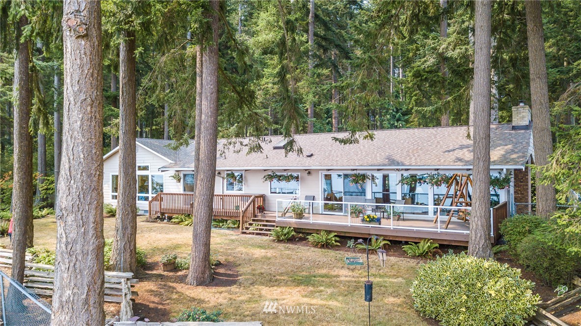 4932 Jones Road Oak Harbor, WA 98277 - Photo 1 of 25 Gallery Image 1