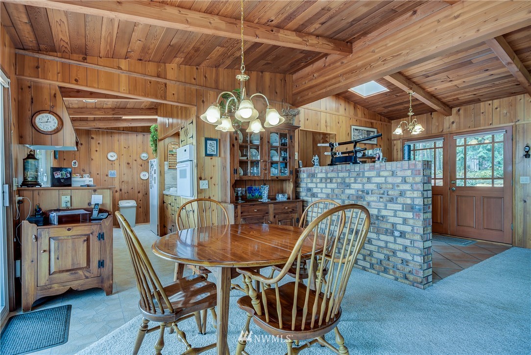 4932 Jones Road Oak Harbor, WA 98277 - Photo 13 of 25 Gallery Image 13