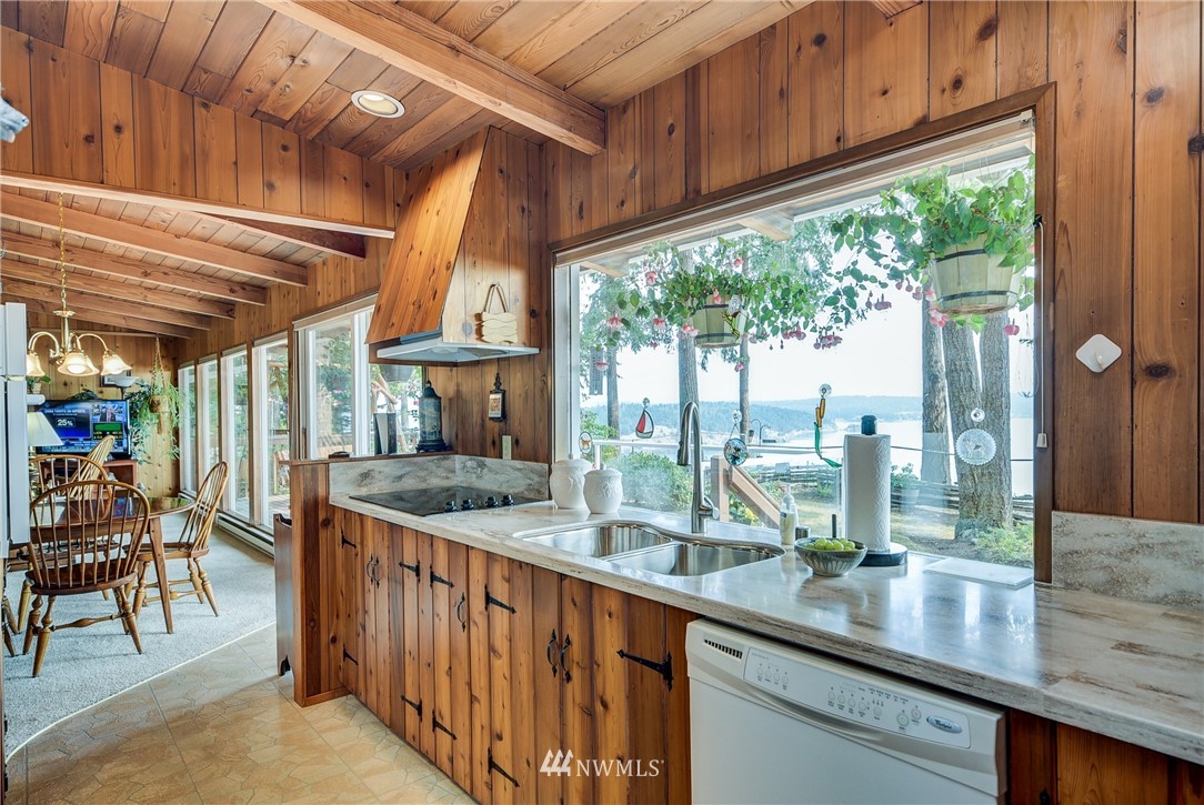 4932 Jones Road Oak Harbor, WA 98277 - Photo 14 of 25 Gallery Image 14