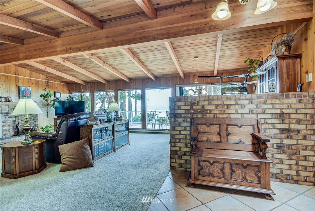 4932 Jones Road Oak Harbor, WA 98277 - Photo 8 of 25 Gallery Image 8