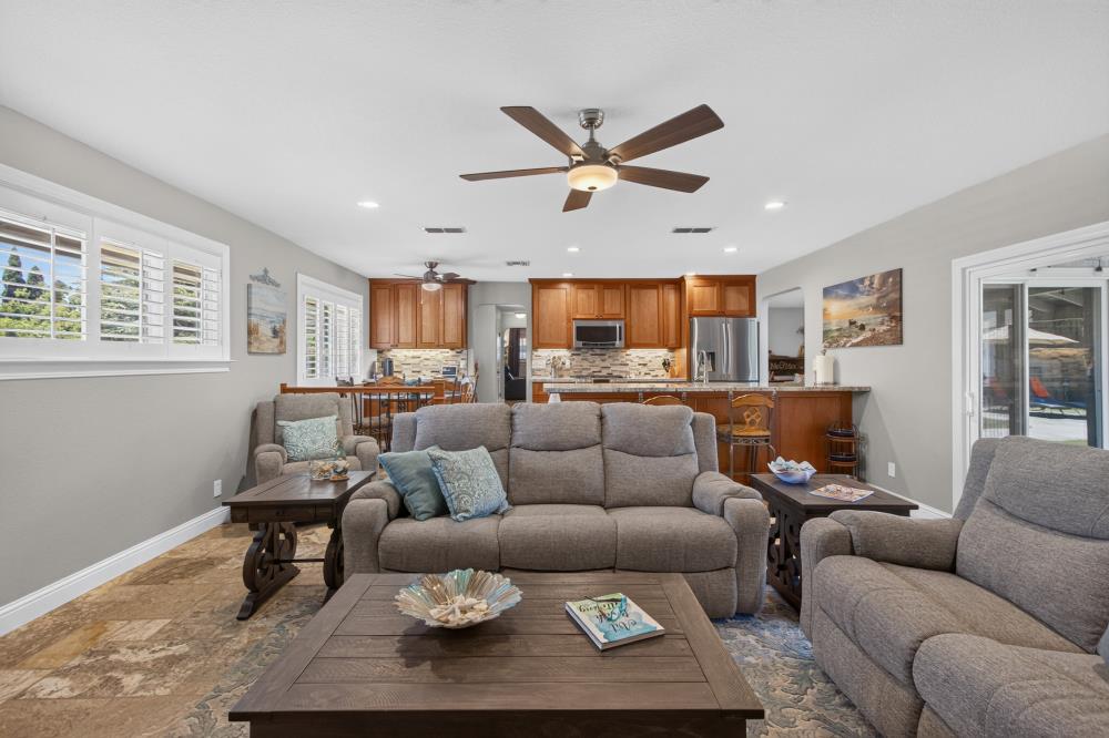 3812 Dell Road Carmichael, CA 95608 - Photo 24 of 64