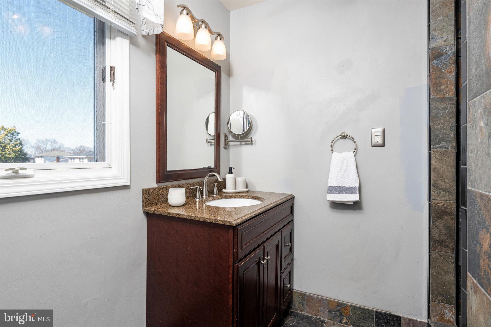 18 John Lenhardt Road Hamilton, NJ 08690 - Photo 20 of 36 Master Bath