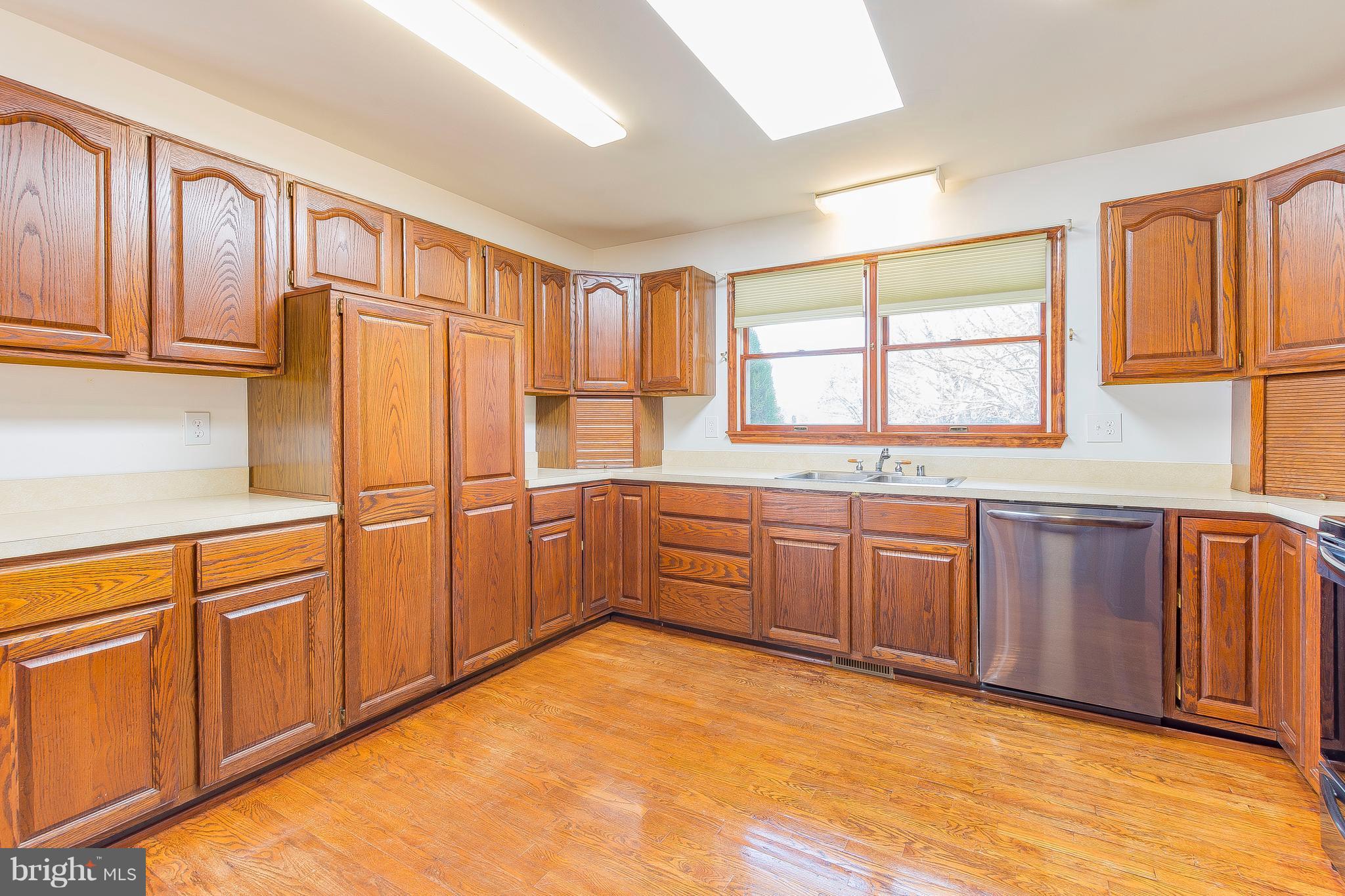 920 Adelina Road Prince Frederick, MD 20678 - Photo 18 of 30 Kitchen